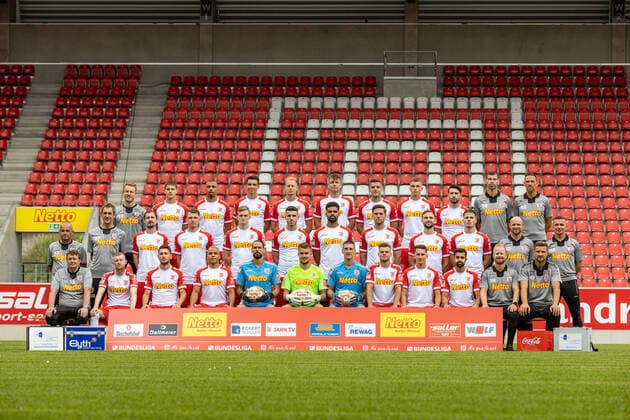 Fußball, 2. BL, SSV Jahn Regensburg Porträttermin 2021 2022