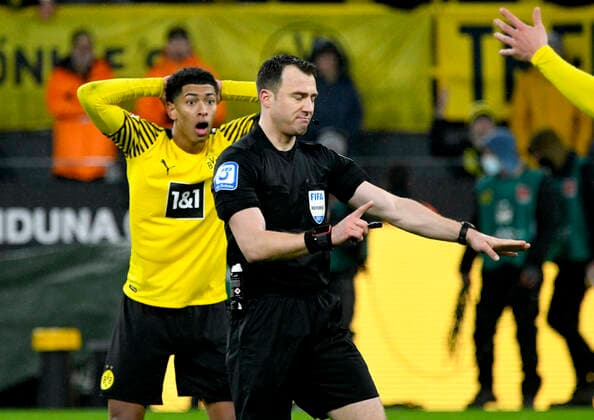 Fußball, Borussia Dortmund, Strafanzeige gegen Jude Bellingham wegen Aussagen über Schiri Zwayer