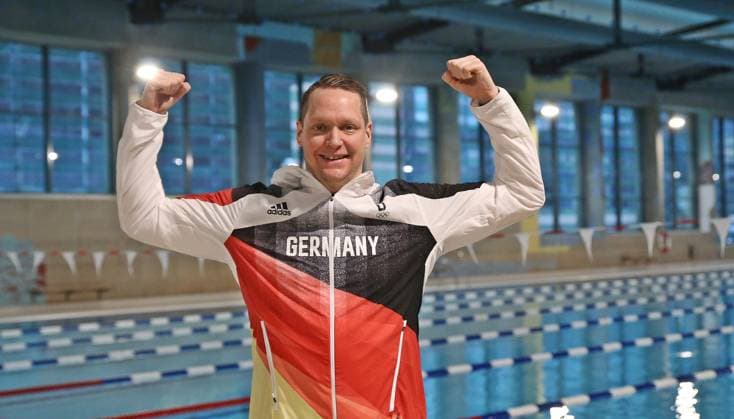 Andreas Waschburger schwimmt in Rekordzeit um Manhattan, Archivbilder