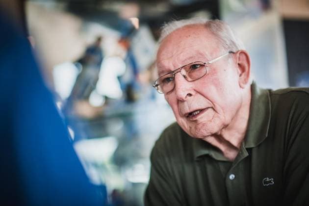 Fußball, Manfred Kreuz gestorben
