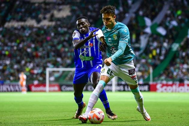 Fußball, CONCACAF Champions League, Violette FC - Leon FC