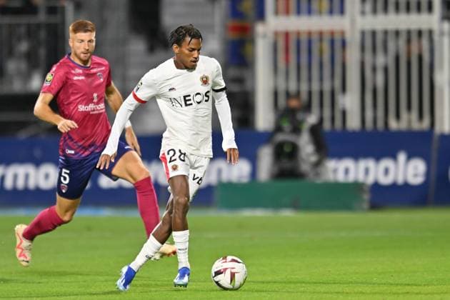 Fußball, Clermont Foot - OGC Nizza