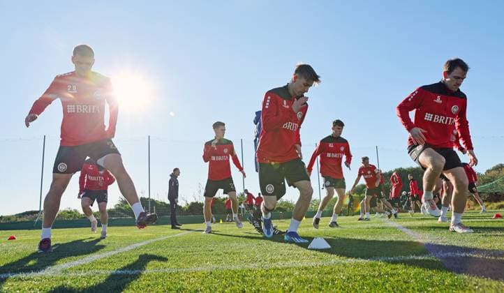Fußball, 2. BL, SV Wehen Wiesbaden Trainingslager in Valencia