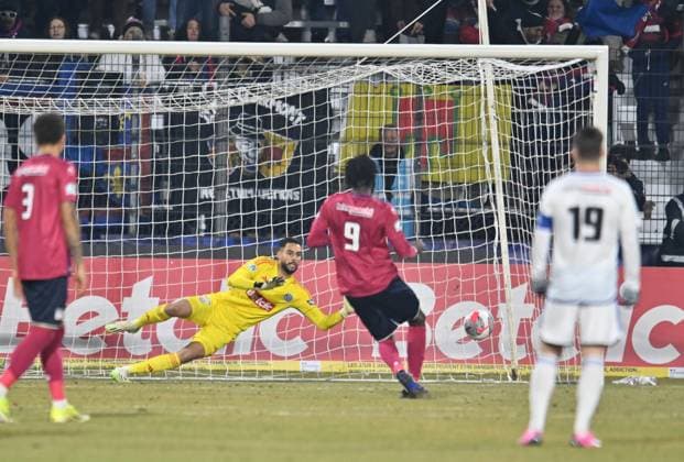 Fußball, Coup de France, Clermont Foot - Racing Straßburg