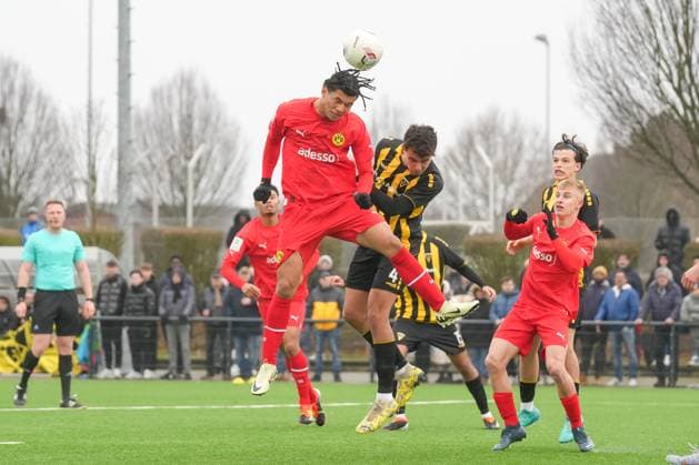 Fußball, Junioren Bundesliga, Alemannia Aachen U19 - Borussia Dortmund U19 mit Josua Brunner