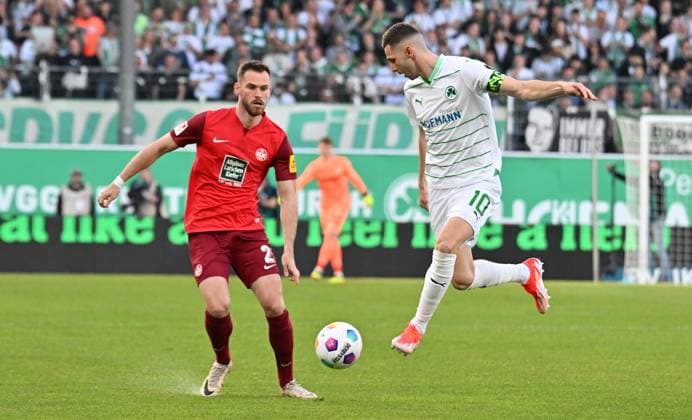 Fußball, 2. BL, SpVgg Greuther Fürth - 1. FC Kaiserslautern