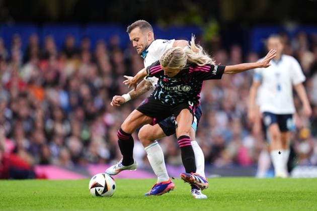 Fußball, Benefizspiel zugunsten UNICEF, Auswahl England - Weltauswahl