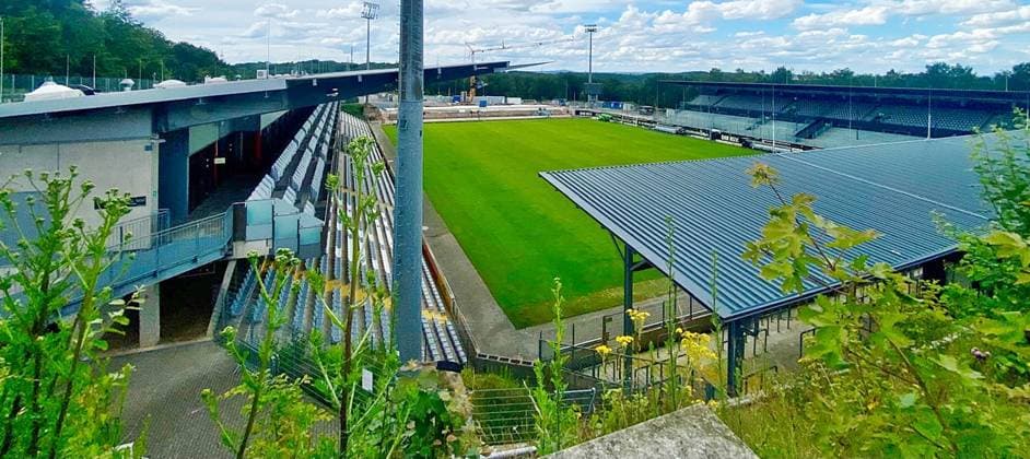 Fußball, 2. BL, SV Elversberg, Baustelle der Elversberger Ursapharm-Arena
