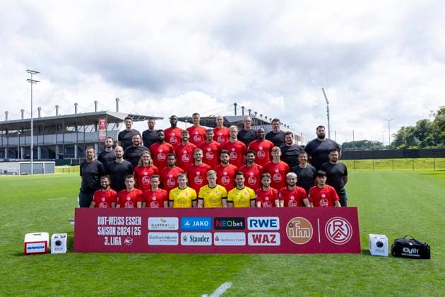 Fußball, 3. Liga, Rot-Weiss Essen, Porträttermin 2024 2025