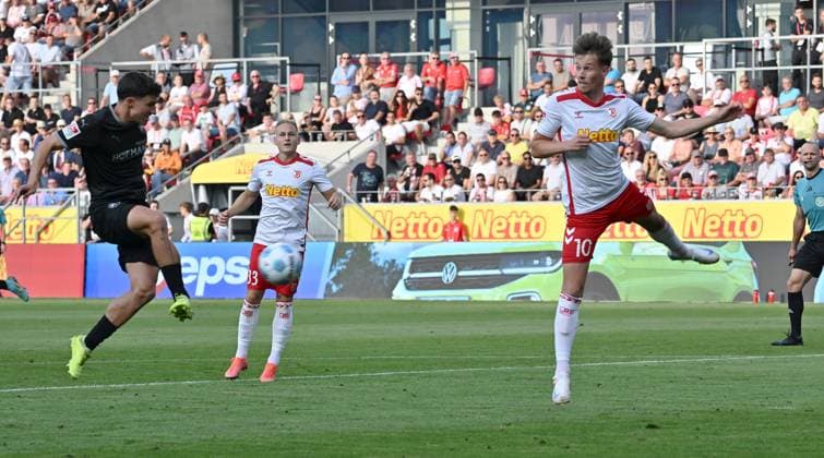 Fußball, 2. BL, SSV Jahn Regensburg - SpVgg Greuther Fürth