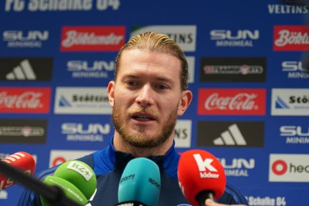 Fußball, 2. BL, FC Schalke 04, Pressekonferenz mit Neuzugang Loris Karius