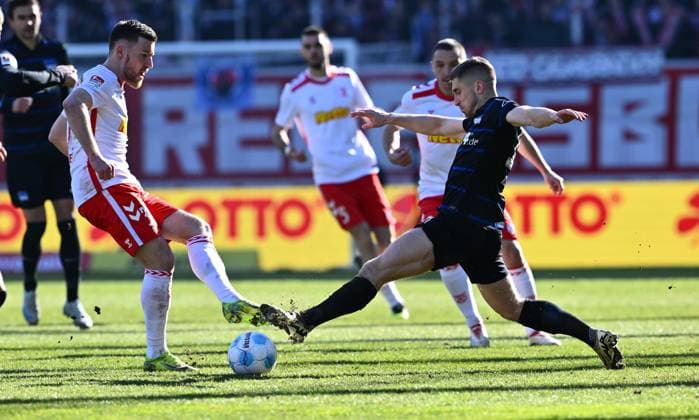 Fußball, 2. BL, Jahn Regensburg - Hertha BSC