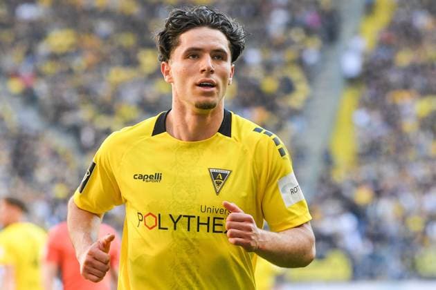 Fußball, 2. BL, FC Schalke 04, verpflichtet Soufiane El-Faouzi von Alemannia Aachen - Archiv