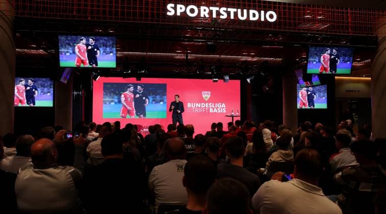 Fußball, VfB Stuttgart, Talk, Bundesliga trifft Basis