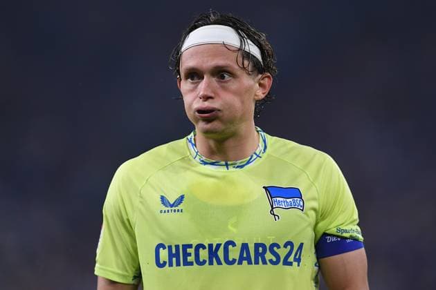 Fußball, 2. BL, Hertha BSC, Trikotsponsor CheckCars24 zahlt angeblich seit November nicht mehr