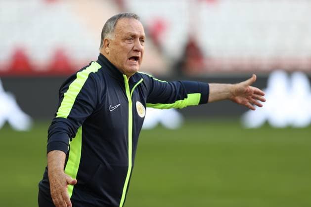 Fußball, FIFA WM 2026, Nationalteam Curacao, Dick Advocaat wird erneut Nationaltrainer - Archivbilder