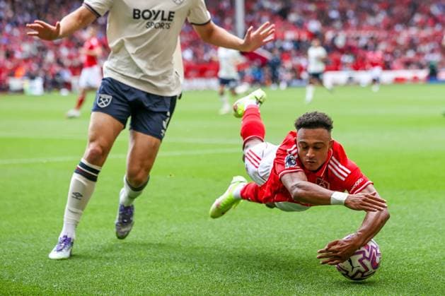 Fußball, England, Nottingham Forest - West Ham United