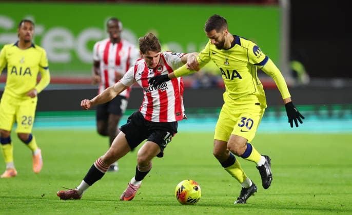 Fußball, England, FC Brentford - Tottenham Hotspur