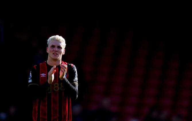 Fußball, AFC Bournemouth, Alex Jimenez nach angeblicher Nachricht an Minderjährige suspendiert