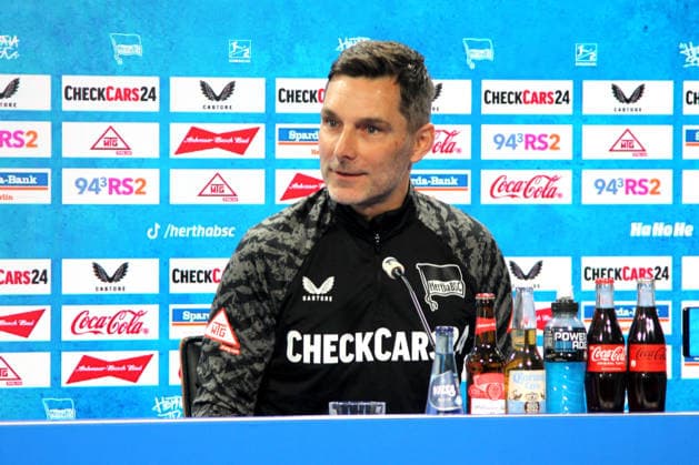 Fußball, 2. BL, Hertha BSC, Pressekonferenz