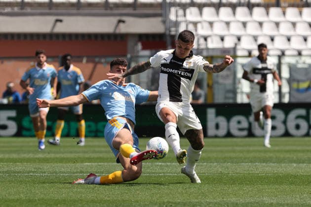 Fußball, Italien, Como 1907 - Parma Calcio