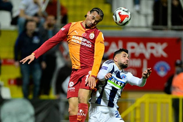 Fußball, Türkei, Kasimpasa SK - Galatasaray Istanbul