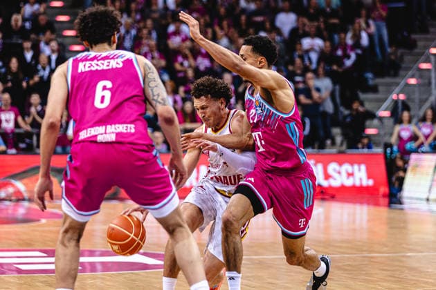 Basketball, BBL, Playoffs, Telekom Baskets Bonn - Fitness First Baskets Würzburg