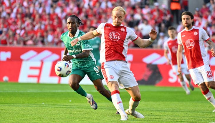 Fußball, 2. BL, Relegation, Hinspiel, Rot-Weiss Essen - SpVgg Greuther Fürth