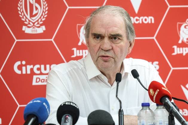 Fußball, Belgien, Standard Lüttich, Pressekonferenz zu den Ausschreitungen im Spiel gegen Charleroi