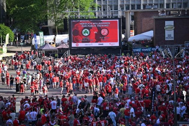 Fußball, 2. BL, Relegation, Rückspiel, SpVgg Greuther Fürth - Rot-Weiss Essen, Public Viewing