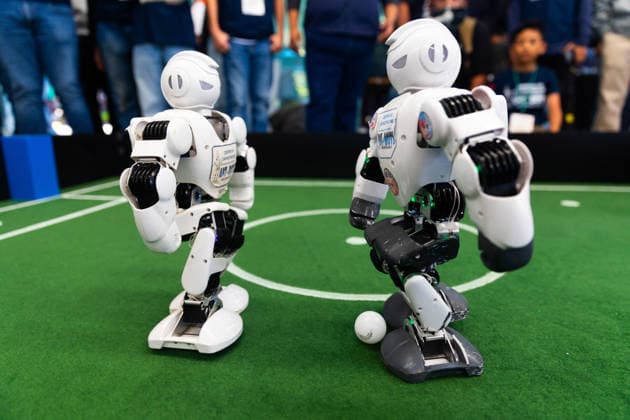 Fußball, Fußballroboter-Turnier in Mexiko-Stadt
