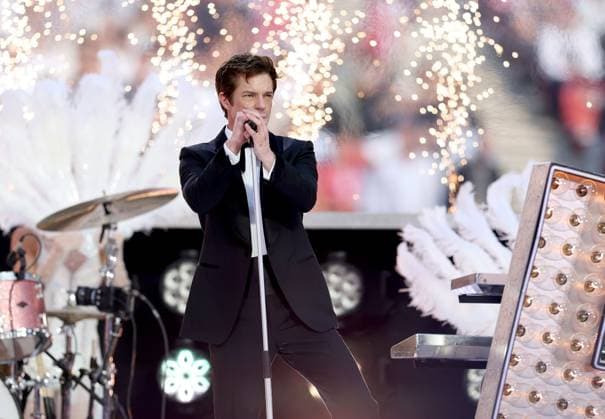 Fußball, CL, Finale, Paris St. Germain - FC Arsenal, The Killers, Final Kick Off Show