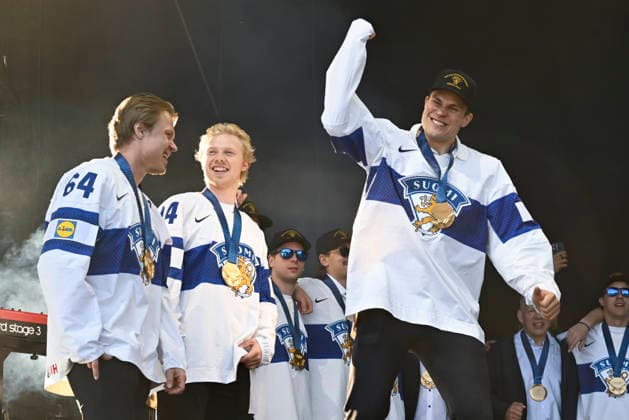 Eishockey, WM, Empfang und Feier mit Fans von Weltmeister Finnland in Helsinki