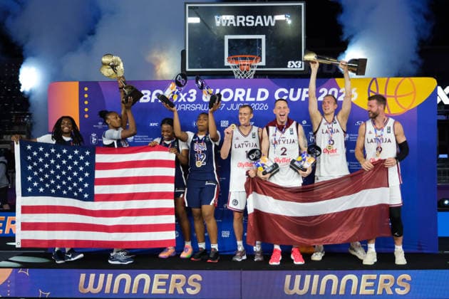 Basketball, FIBA 3x3 WM in Warschau, Siegerehrung Männer und Frauen