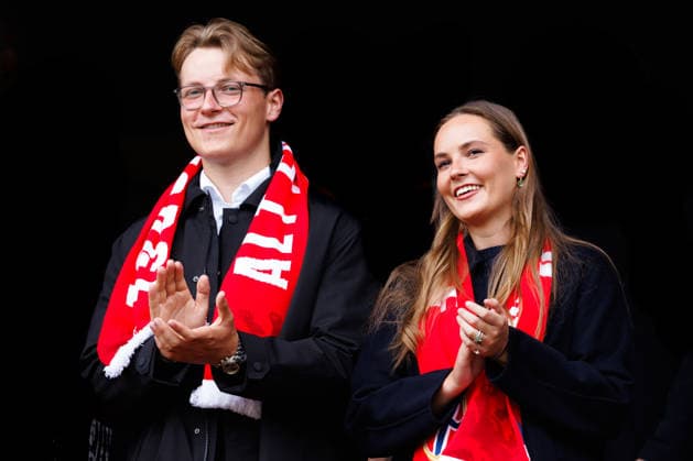 Fußball, Frauen, WM-Quali, Norwegen - Österreich, Royals, Prinzessin Ingrid und Prinz Magnus