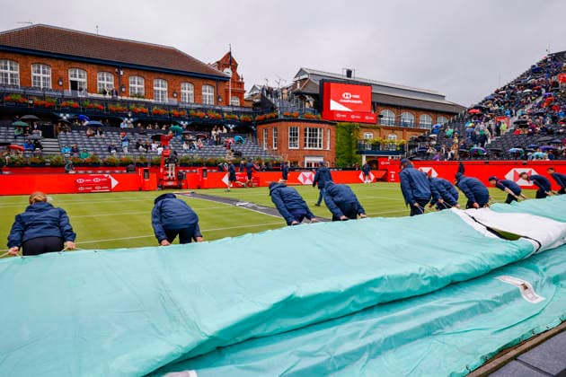 Tennis, WTA-Turnier in London, Queens Club, Regenunterbrechung