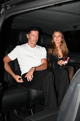 Fußball, Robert und Anna Lewandowski verlassen Restaurant in Mailand