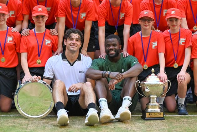 Tennis, ATP-Turnier in Halle, Westfalen, Finale, Einzel, Taylor Fritz - Frances Tiafoe, Sieger Frances Tiafoe