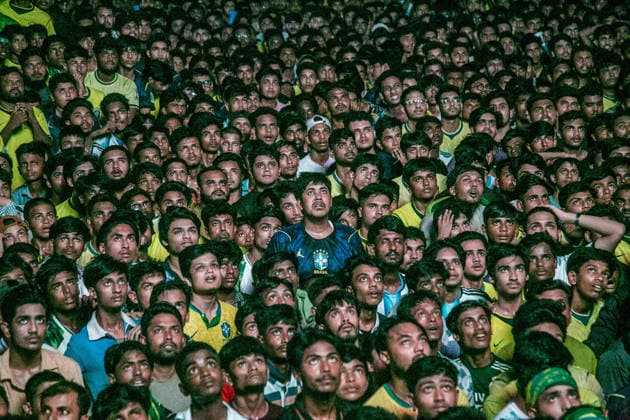 Fußball, FIFA WM 2026, Brasilien - Japan, Public Viewing in Bangladesch