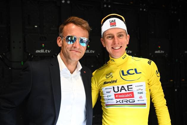 Radsport, Tour de France, Präsident Emmanuel Macron zu Gast bei der 6. Etappe