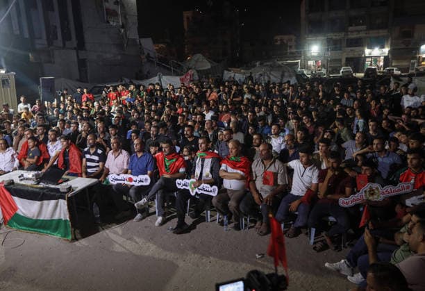 Football, 2026 FIFA World Cup, France v Morocco, Menschen in Gaza verfolgen das Spiel