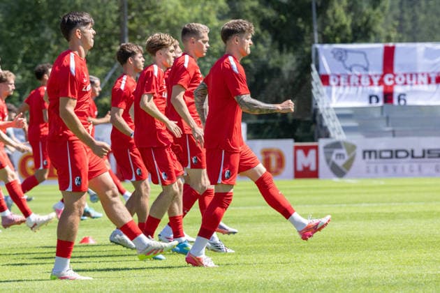Fußball, Testspiel, SC Freiburg - Derby County