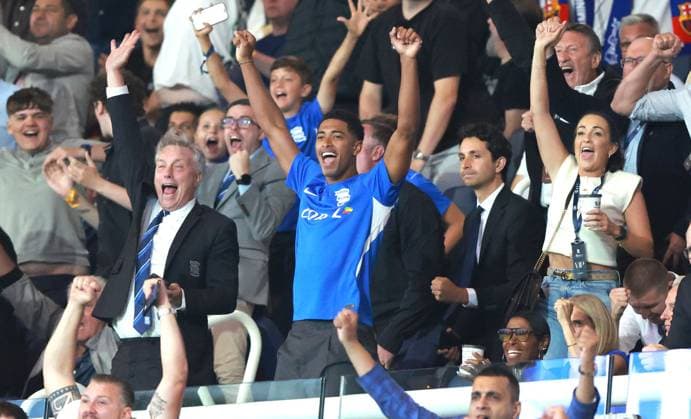Fußball, Jude Bellingham zu Gast beim Testspiels seines alten Vereins Birmingham City gegen den FC Barcelona