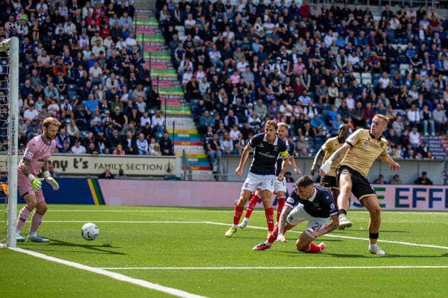 Fußball, FC Falkirk - FC St. Mirren
