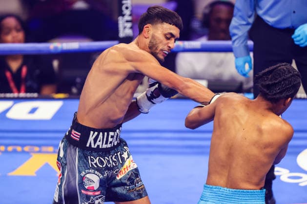 Boxen, Dalis Kaleiopu - Yeyery Castillo