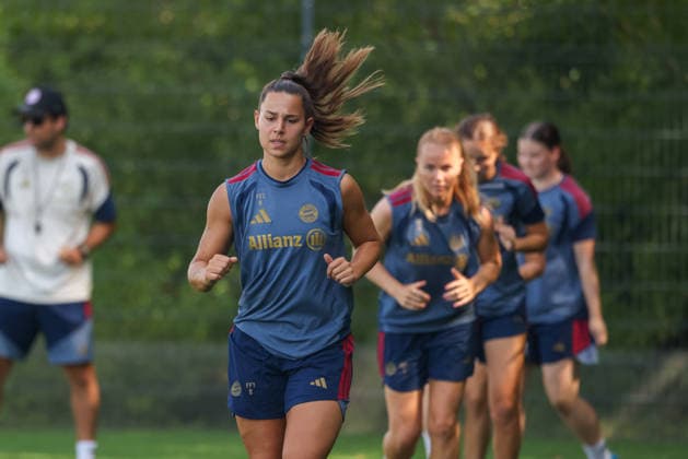 Fußball, Frauen, 1. BL, FC Bayern München, Training