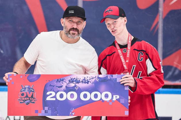 Eishockey, Alexander Owetschkin beim U12 Ovi Cup in Moskau