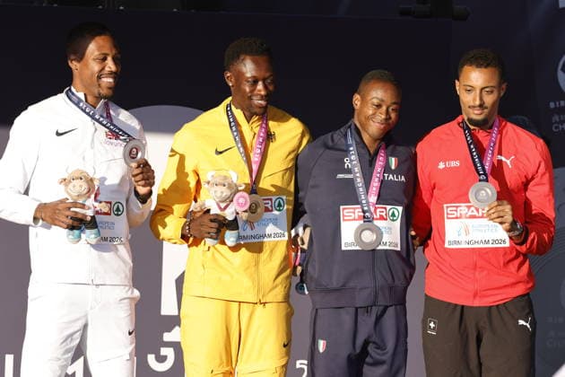 Leichtathletik, EM in Birmingham, Männer, 200m, Medaillenzeremonie mit Europameister Owen Ansah