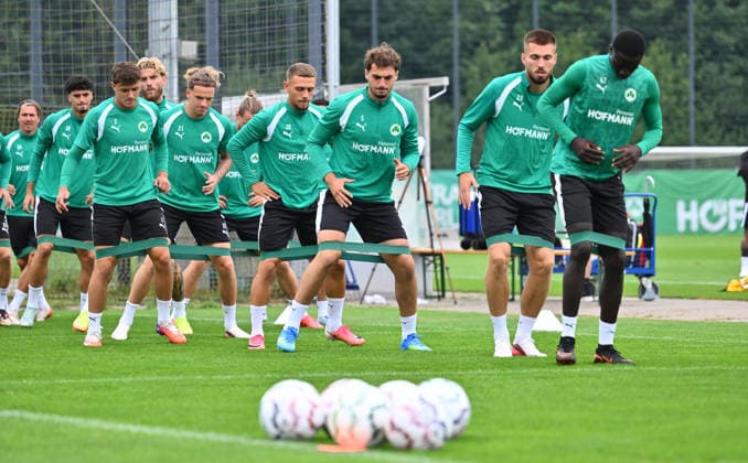 Fußball, 2. BL, SpVgg Greuther Fürth, Training