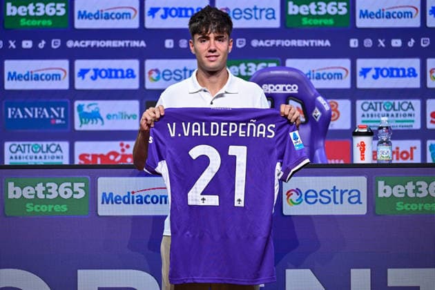 Fußball, Italien, AC Florenz, Vorstellung von Neuzugang Victor Valdepenas